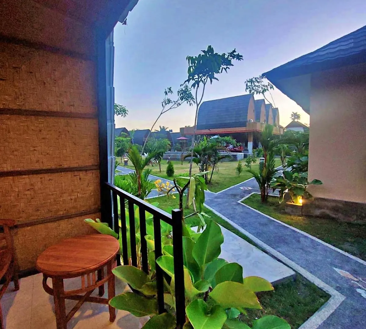 Yogasari Villa Seminyak אכסניה סמיניאק