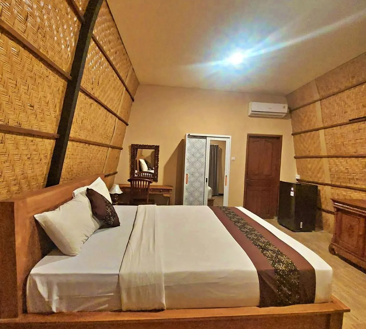 Yogasari Villa Seminyak 0*, Seminyak (Bali) Indonesia